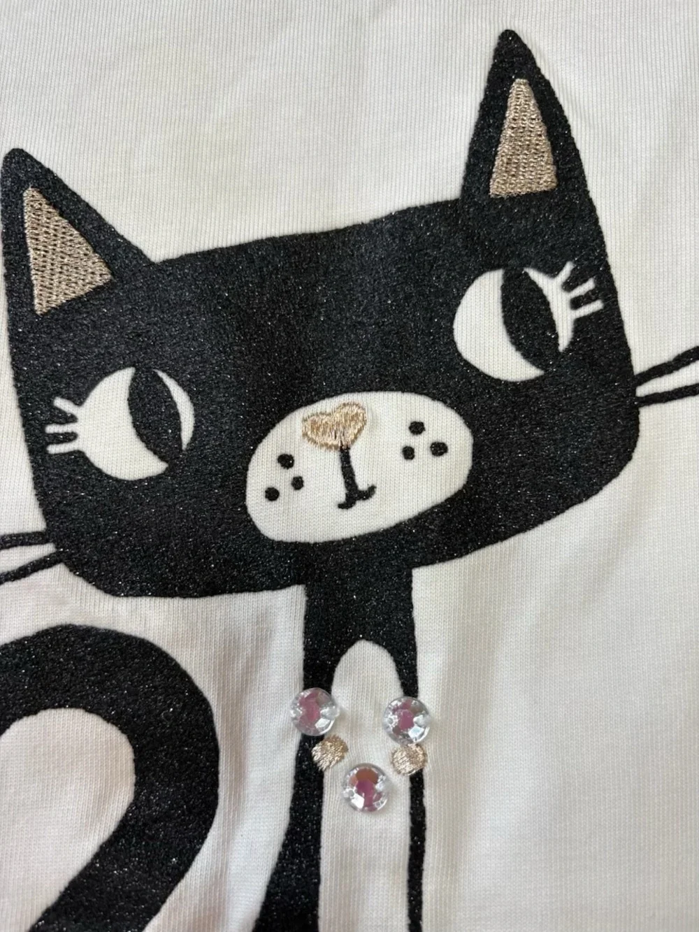 NWT - Gymboree - White Long Sleeve Tee with Cat Graphic - Girl’s Size 10